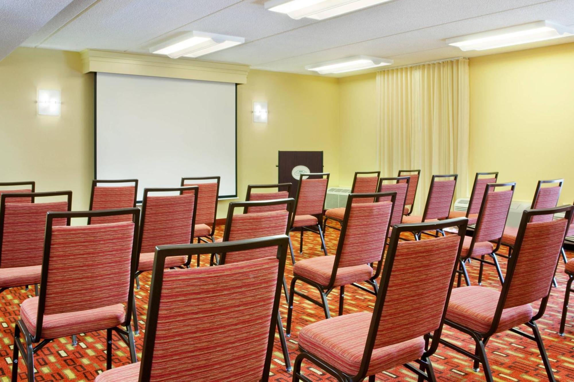 Hotel Courtyard By Marriott Columbus Exterior foto