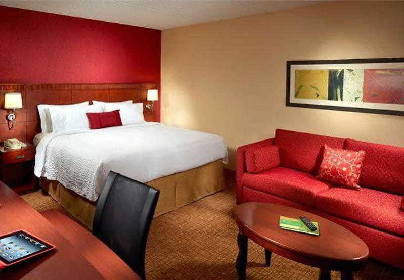 Hotel Courtyard By Marriott Columbus Exterior foto