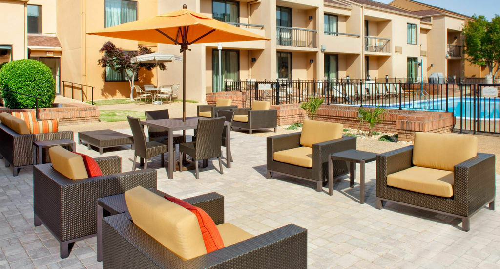 Hotel Courtyard By Marriott Columbus Exterior foto